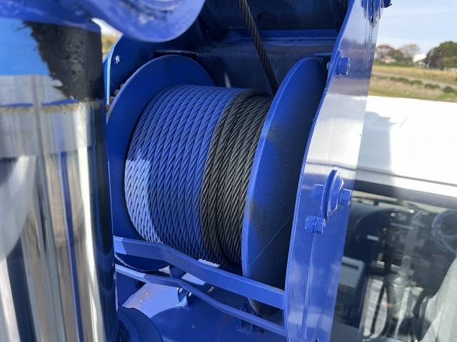 いすゞフォワードセルフクレーン3段中型（4t）[写真14]