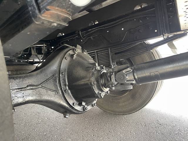 いすゞフォワードセルフクレーン3段中型（4t）[写真33]