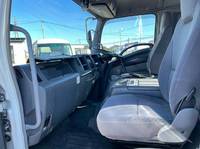 いすゞフォワードアルミブロック中型（4t）[写真17]