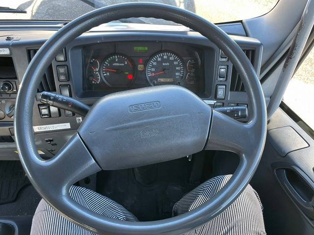 いすゞフォワードアルミブロック中型（4t）[写真18]