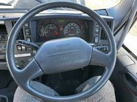 いすゞフォワードアルミブロック中型（4t）[写真18]