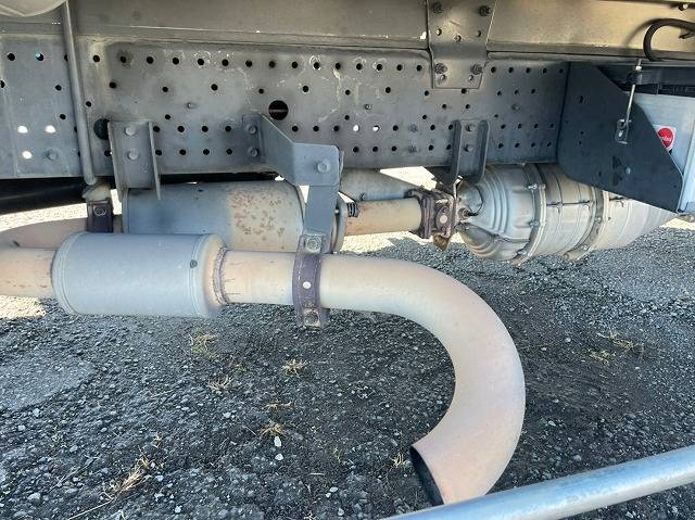 いすゞフォワードアルミブロック中型（4t）[写真29]