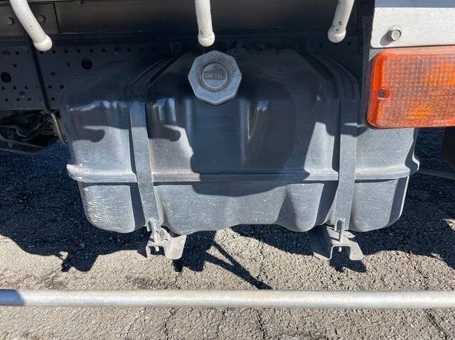 いすゞフォワードアルミブロック中型（4t）[写真31]