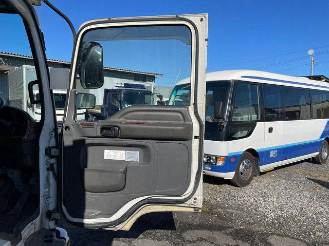 いすゞフォワードアルミブロック中型（4t）[写真11]