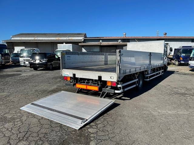 いすゞフォワードアルミブロック中型（4t）[写真07]