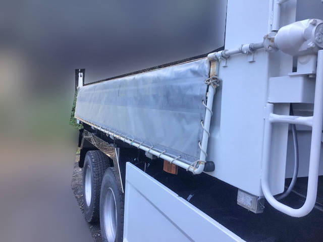 日野プロフィアダンプ大型（10t）[写真11]