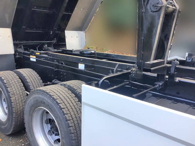 日野プロフィアダンプ大型（10t）[写真21]