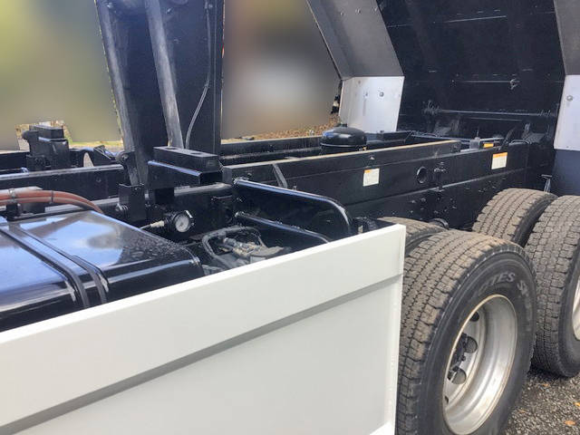 日野プロフィアダンプ大型（10t）[写真22]