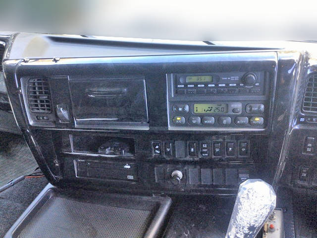 日野プロフィアダンプ大型（10t）[写真37]