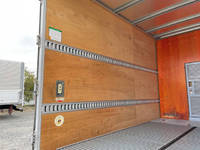 いすゞエルフアルミバン小型（2t・3t）[写真13]