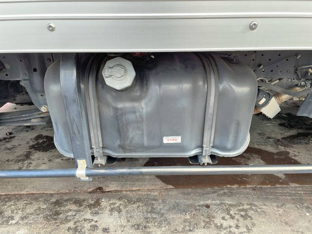 いすゞエルフアルミバン小型（2t・3t）[写真21]