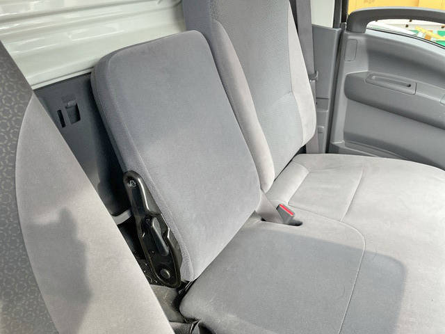 いすゞエルフアルミバン小型（2t・3t）[写真34]