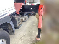 日野レンジャーセーフティクレーン4段中型（4t）[写真14]