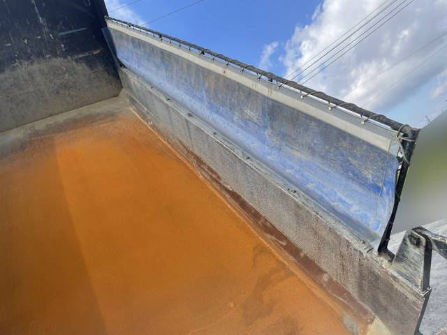 三菱ふそうスーパーグレートダンプ大型（10t）[写真11]