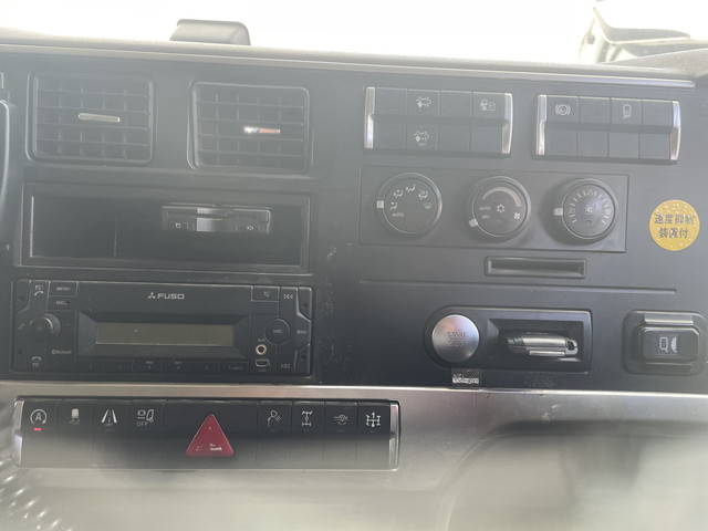 三菱ふそうスーパーグレートダンプ大型（10t）[写真29]