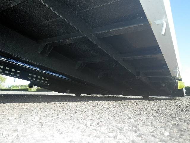 三菱ふそうキャンターセーフティローダー小型（2t・3t）[写真12]