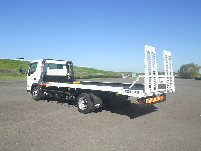 三菱ふそうキャンターセーフティローダー小型（2t・3t）[写真04]