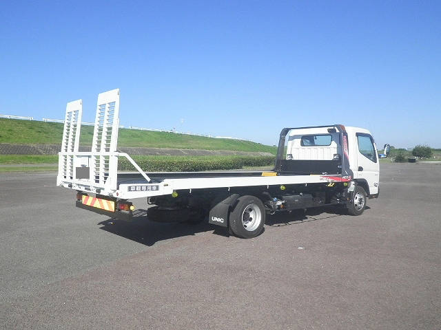 三菱ふそうキャンターセーフティローダー小型（2t・3t）[写真05]