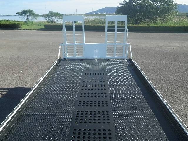 三菱ふそうキャンターセーフティローダー小型（2t・3t）[写真07]