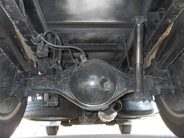 いすゞエルフアルミバン小型（2t・3t）[写真21]