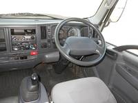 いすゞエルフアルミバン小型（2t・3t）[写真24]