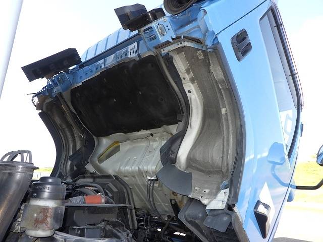 いすゞエルフアルミバン小型（2t・3t）[写真30]