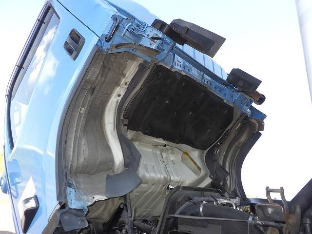 いすゞエルフアルミバン小型（2t・3t）[写真31]