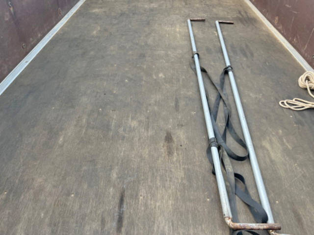 いすゞエルフ平ボディ小型（2t・3t）[写真11]