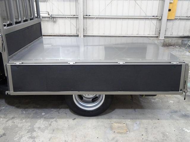 三菱ふそうキャンターダブルキャブ（Wキャブ）小型（2t・3t）[写真14]