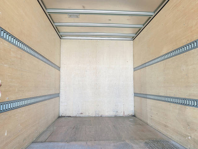 日野デュトロアルミバン小型（2t・3t）[写真16]