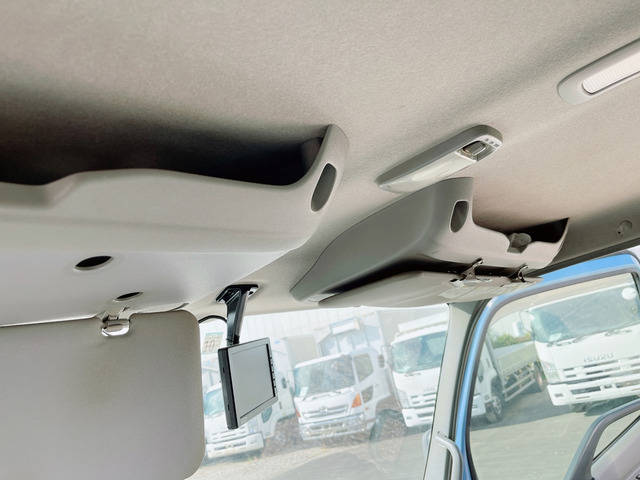 日野デュトロアルミバン小型（2t・3t）[写真38]