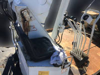 三菱ふそうキャンター穴掘建柱車小型（2t・3t）[写真16]