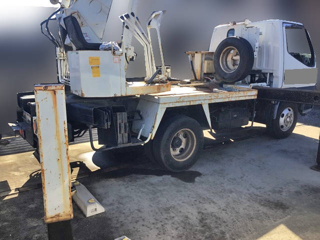 三菱ふそうキャンター穴掘建柱車小型（2t・3t）[写真02]