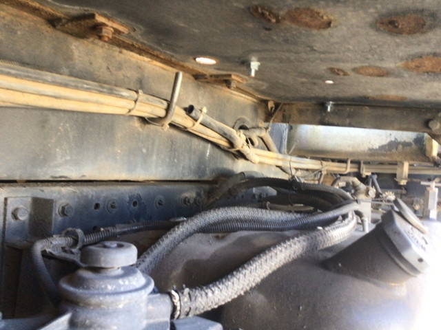 三菱ふそうキャンター穴掘建柱車小型（2t・3t）[写真21]