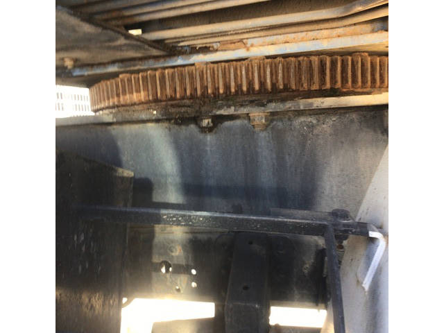 三菱ふそうキャンター穴掘建柱車小型（2t・3t）[写真22]