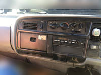 三菱ふそうキャンター穴掘建柱車小型（2t・3t）[写真31]