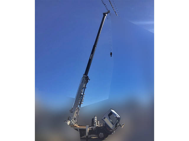 三菱ふそうキャンター穴掘建柱車小型（2t・3t）[写真04]