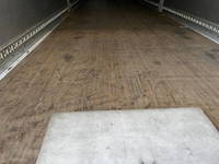 三菱ふそうスーパーグレートパネルウイング大型（10t）[写真13]