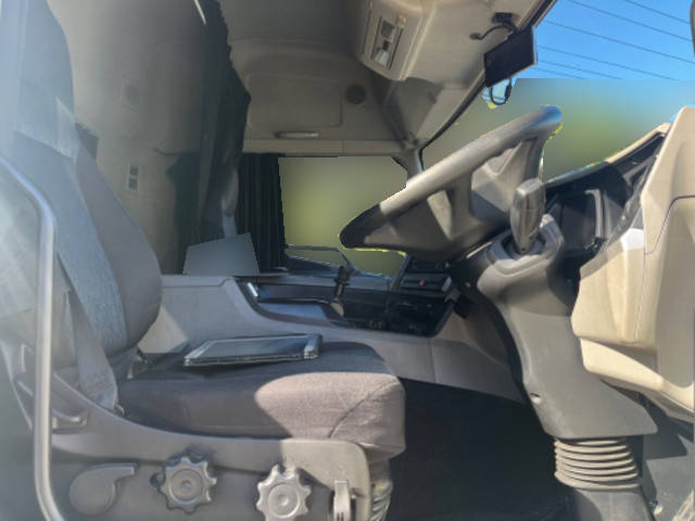 三菱ふそうスーパーグレートパネルウイング大型（10t）[写真26]