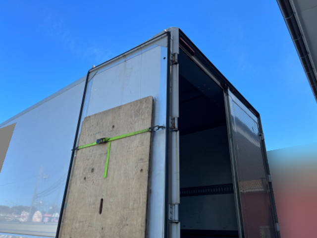 三菱ふそうスーパーグレートパネルウイング大型（10t）[写真08]