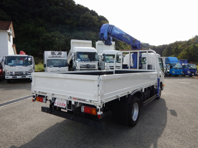 日野デュトロクレーン4段小型（2t・3t）[写真02]