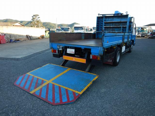 いすゞエルフクレーン5段小型（2t・3t）[写真02]