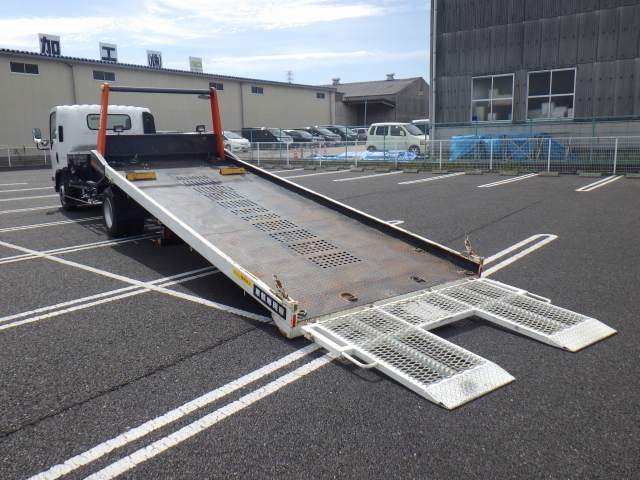 いすゞエルフセーフティローダー小型（2t・3t）[写真02]