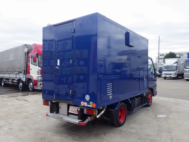 日産アトラス移動販売車小型（2t・3t）[写真02]