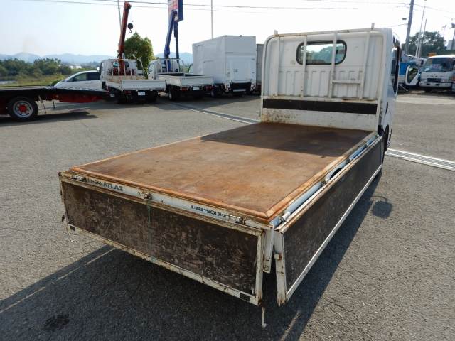 日産アトラス平ボディ小型（2t・3t）[写真02]