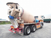 三菱ふそうスーパーグレートミキサー車（コンクリートミキサー）大型（10t）[写真02]