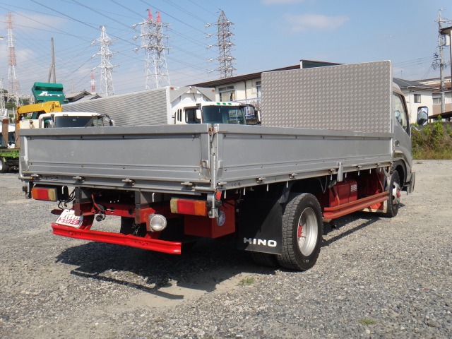 日野デュトロ平ボディ小型（2t・3t）[写真02]