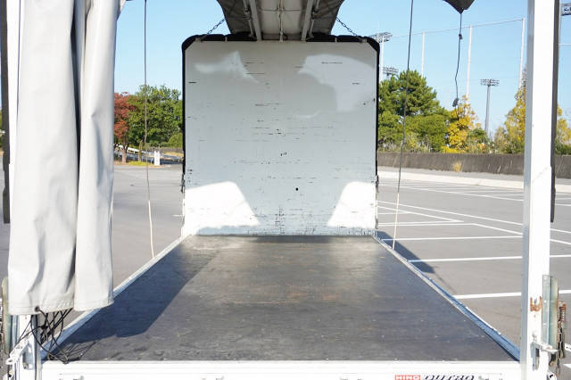 日野デュトロ幌ウイング小型（2t・3t）[写真14]