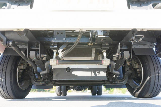 日野デュトロ幌ウイング小型（2t・3t）[写真20]