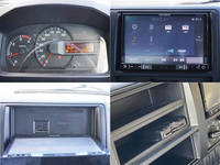 日野デュトロ幌ウイング小型（2t・3t）[写真34]